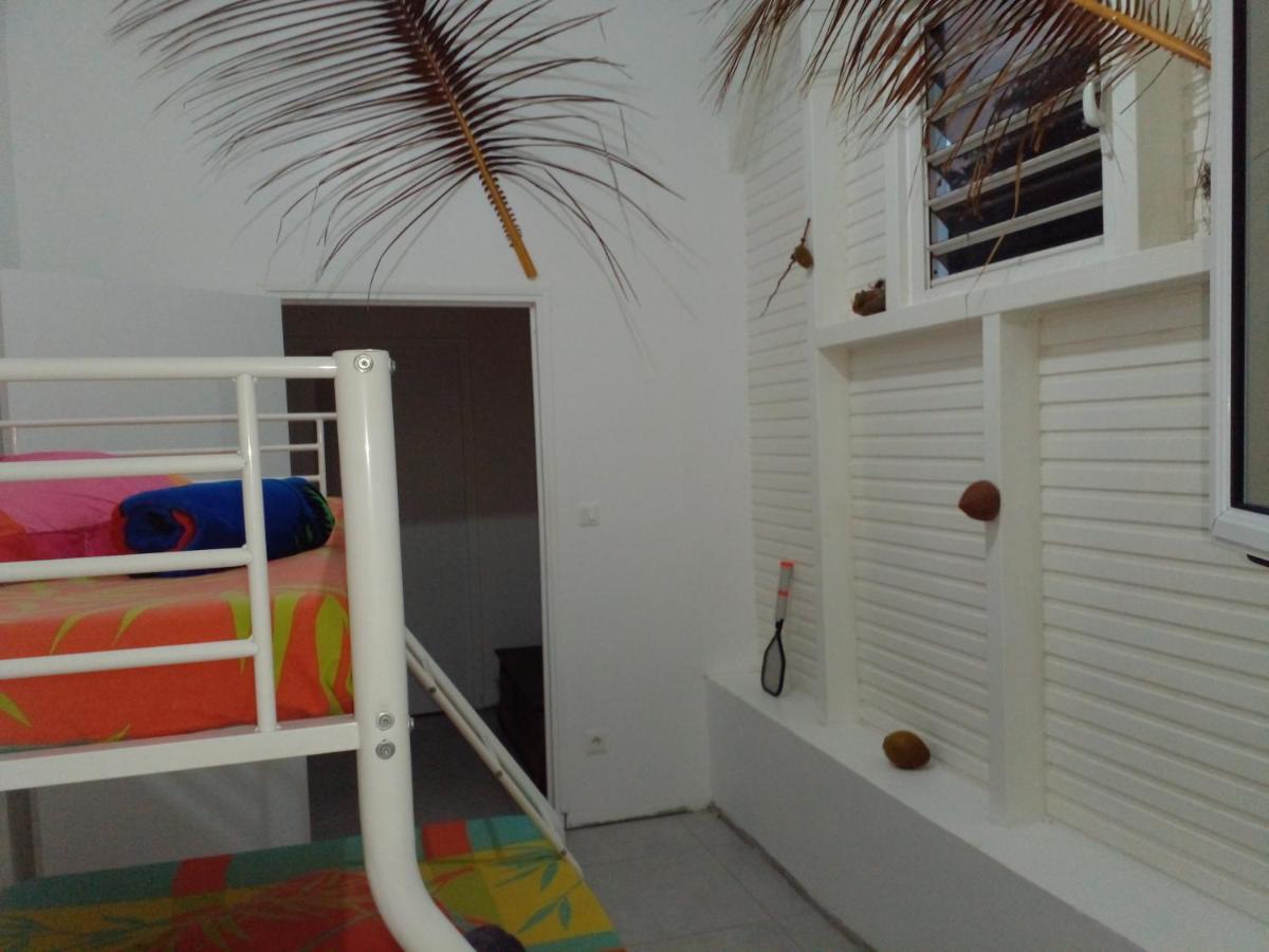 Chambre Chez L'Habitant Avec Piscine Privative Et Vue Panoramique Sur La Mer Des Caraibes Desmarinieres Buitenkant foto